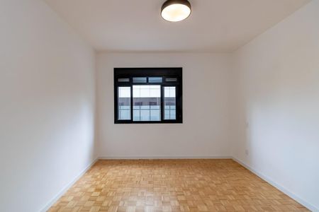 Apartamento à venda com 221m², 3 quartos e 2 vagas Apartamento à venda com 221m², 3 quartos e 2 vagasFoto 01
