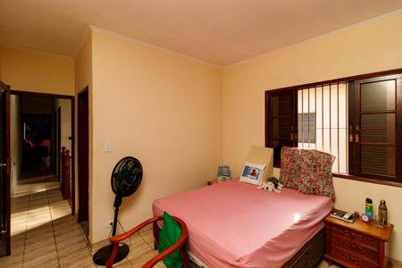 Casa à venda com 159m², 3 quartos e 1 vagaSuíte