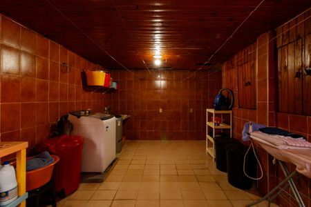 Casa à venda com 159m², 3 quartos e 1 vagaÁrea de Serviço