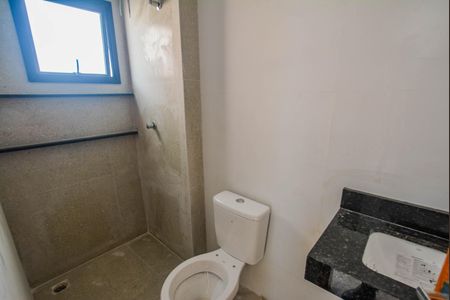 Apartamento à venda com 122m², 2 quartos e 2 vagasBanheiro da Suíte