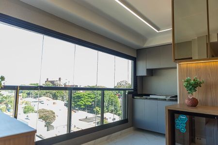 Apartamento à venda com 80m², 2 quartos e 1 vagaVaranda