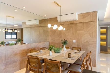 Apartamento à venda com 80m², 2 quartos e 1 vagaSala de Jantar