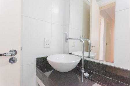 Apartamento para alugar com 60m², 3 quartos e 2 vagas Apartamento para alugar com 60m², 3 quartos e 2 vagasBanheiro