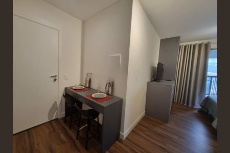 Apartamento à venda com 26m², 1 quarto e sem vaga