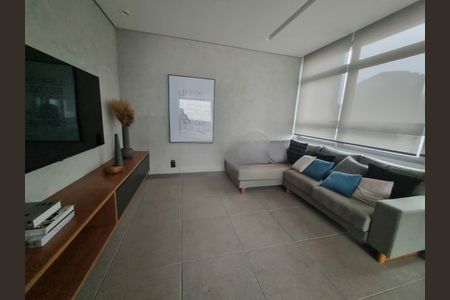 Apartamento à venda com 26m², 1 quarto e sem vaga