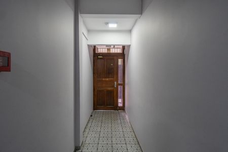 Apartamento à venda com 52m², 1 quarto e sem vaga Apartamento à venda com 52m², 1 quarto e sem vagaEntrada