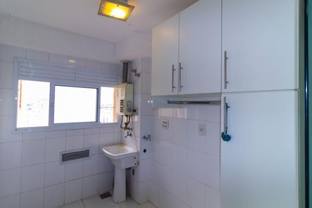 Apartamento à venda com 104m², 3 quartos e 3 vagas Apartamento à venda com 104m², 3 quartos e 3 vagasÁrea de Serviço