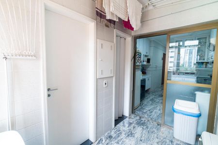 Apartamento para alugar com 120m², 3 quartos e 2 vagasLavanderia