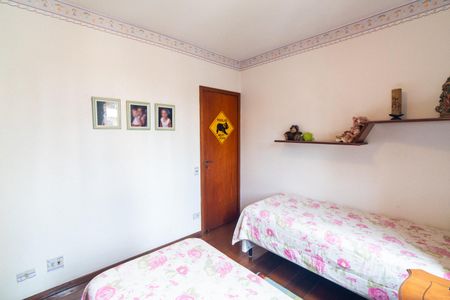 Apartamento para alugar com 120m², 3 quartos e 2 vagasQuarto 2