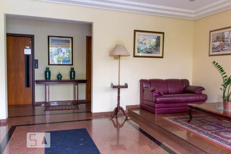 Apartamento para alugar com 120m², 3 quartos e 2 vagasHall social