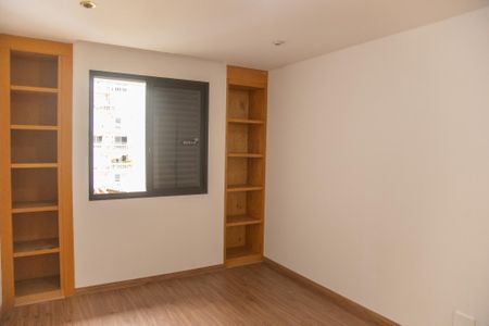Apartamento à venda com 79m², 2 quartos e 1 vagaQuarto 