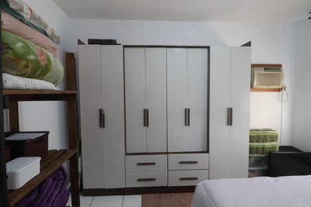 Apartamento à venda com 52m², 1 quarto e sem vagaQuarto