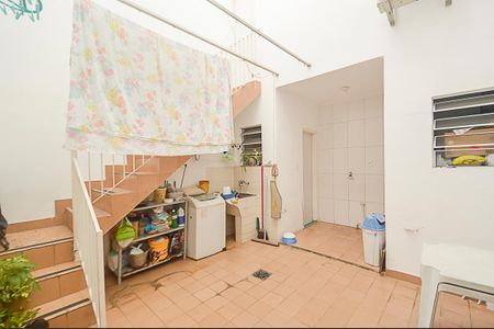 Casa à venda com 172m², 3 quartos e 2 vagasÁrea de Serviço