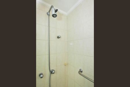 Apartamento à venda com 85m², 1 quarto e 2 vagas Apartamento à venda com 85m², 1 quarto e 2 vagas Banheiro da Suíte