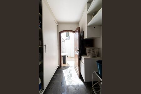 Casa à venda com 350m², 4 quartos e 6 vagasÁrea de Serviço