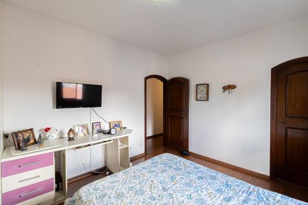 Casa à venda com 350m², 4 quartos e 6 vagasSuíte 3