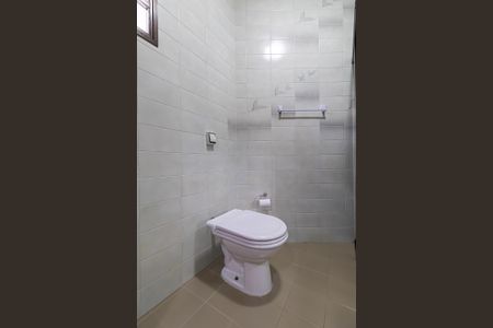 Casa à venda com 350m², 4 quartos e 6 vagasBanheiro Suíte 4