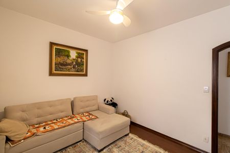 Casa à venda com 350m², 4 quartos e 6 vagasSala de TV