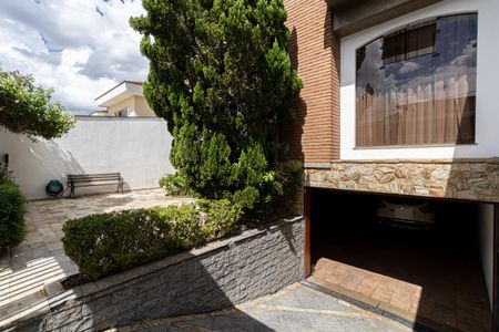 Casa à venda com 350m², 4 quartos e 6 vagasGaragem