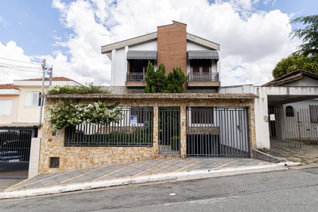 Casa à venda com 350m², 4 quartos e 6 vagasFachada