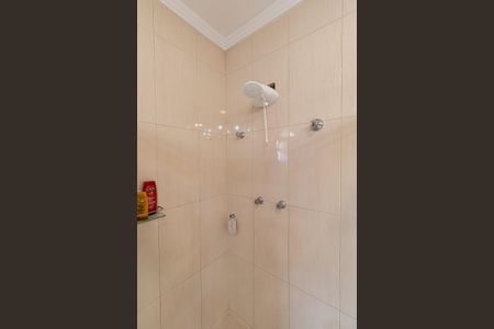 Casa à venda com 350m², 4 quartos e 6 vagasBanheiro Suíte 1