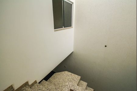 Casa à venda com 270m², 3 quartos e 6 vagasEscada