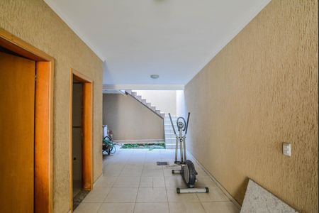 Casa à venda com 270m², 3 quartos e 6 vagasQuintal