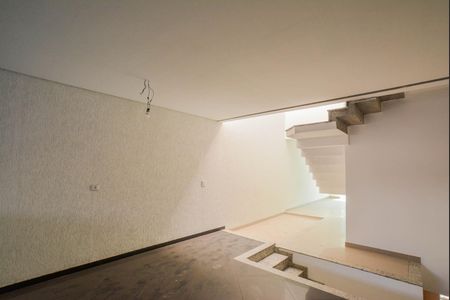 Casa à venda com 270m², 3 quartos e 6 vagasCopa