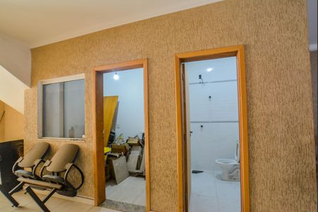 Casa à venda com 270m², 3 quartos e 6 vagasQuintal