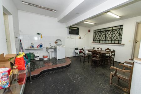 Casa para alugar com 312m², 6 quartos e 5 vagasÁrea de serviço