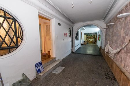 Casa para alugar com 312m², 6 quartos e 5 vagasÁrea comum - Garagem