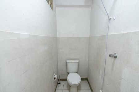 Casa para alugar com 312m², 6 quartos e 5 vagasBanheiro do salão 2