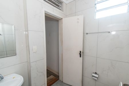 Casa para alugar com 312m², 6 quartos e 5 vagasBanheiro da suíte 2