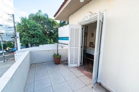 Casa para alugar com 312m², 6 quartos e 5 vagasVaranda do quarto 3