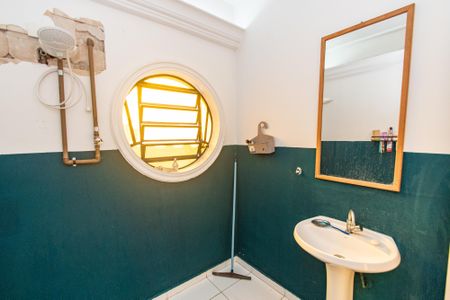 Casa para alugar com 312m², 6 quartos e 5 vagasBanheiro da suíte 1