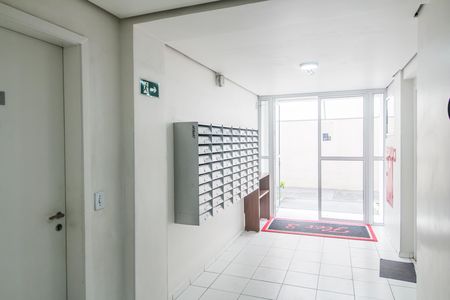 Apartamento para alugar com 45m², 2 quartos e sem vaga Apartamento para alugar com 45m², 2 quartos e sem vagaHall social