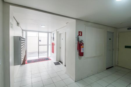 Apartamento para alugar com 45m², 2 quartos e sem vaga Apartamento para alugar com 45m², 2 quartos e sem vagaHall social