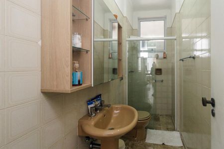 Apartamento para alugar com 154m², 3 quartos e 1 vaga Apartamento para alugar com 154m², 3 quartos e 1 vagaBanheiro 2
