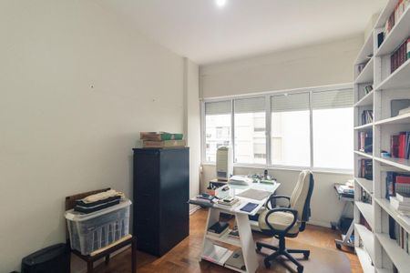 Apartamento para alugar com 154m², 3 quartos e 1 vaga Apartamento para alugar com 154m², 3 quartos e 1 vagaQuarto 3
