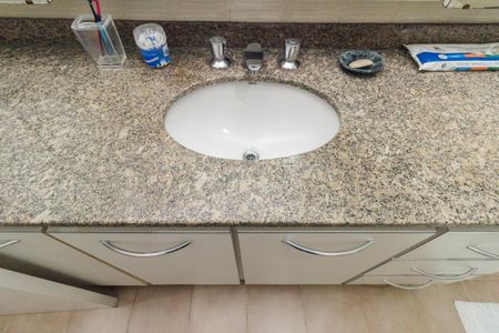 Apartamento para alugar com 154m², 3 quartos e 1 vaga Apartamento para alugar com 154m², 3 quartos e 1 vagaBanheiro 1