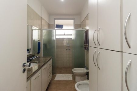 Apartamento para alugar com 154m², 3 quartos e 1 vaga Apartamento para alugar com 154m², 3 quartos e 1 vagaBanheiro 1