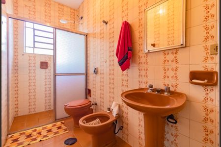 Casa para alugar com 230m², 3 quartos e 3 vagas Casa para alugar com 230m², 3 quartos e 3 vagasBanheiro do Quarto 1