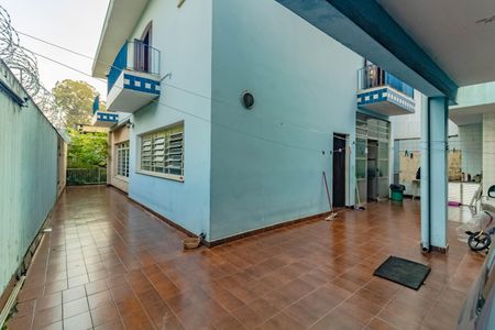 Casa para alugar com 230m², 3 quartos e 3 vagas Casa para alugar com 230m², 3 quartos e 3 vagasÁrea Externa