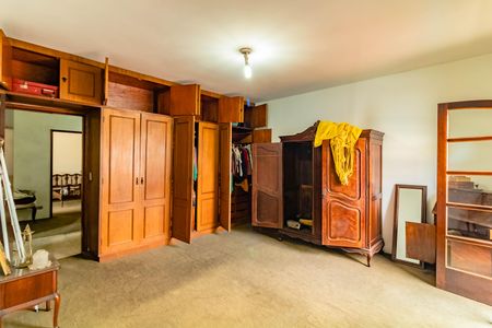 Casa para alugar com 230m², 3 quartos e 3 vagas Casa para alugar com 230m², 3 quartos e 3 vagasQuarto 1