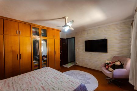 Casa à venda com 300m², 3 quartos e 2 vagas Casa à venda com 300m², 3 quartos e 2 vagasSuíte