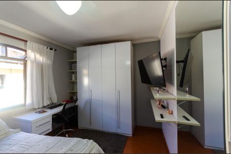 Casa à venda com 300m², 3 quartos e 2 vagasQuarto 1