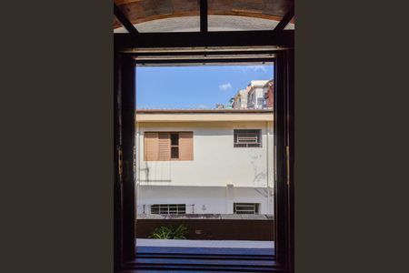 Casa à venda com 300m², 3 quartos e 2 vagas Casa à venda com 300m², 3 quartos e 2 vagasQuarto 1 - janela