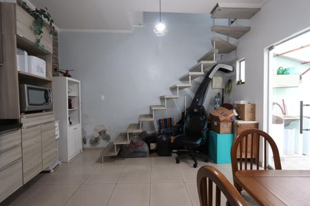 Casa para alugar com 50m², 1 quarto e 1 vagaSala/Cozinha