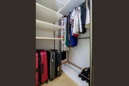 Apartamento para alugar com 116m², 3 quartos e 2 vagasSuíte 2 - Closet