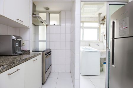 Apartamento para alugar com 116m², 3 quartos e 2 vagasCozinha